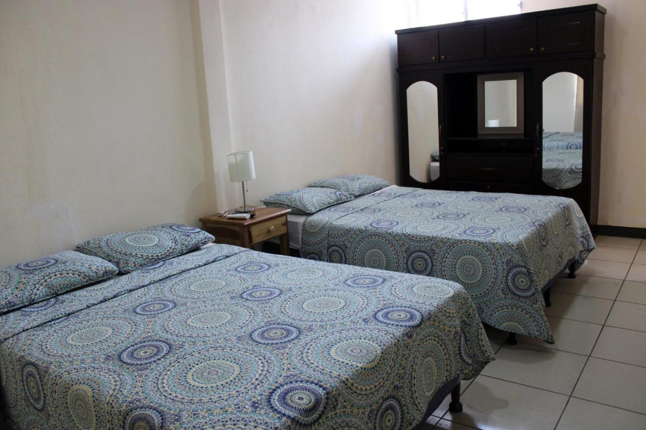 מסאיה Hostal Libertad מראה חיצוני תמונה